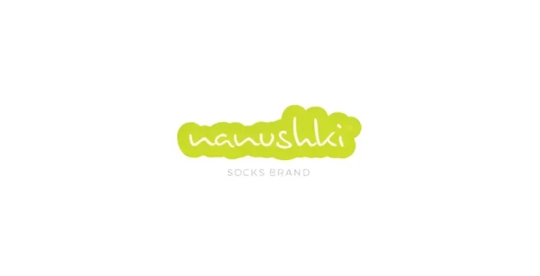 Pomiechówek i Nanushki.com, skarpetki promocyjne jako sposób opowiadania o lokalnej tożsamości